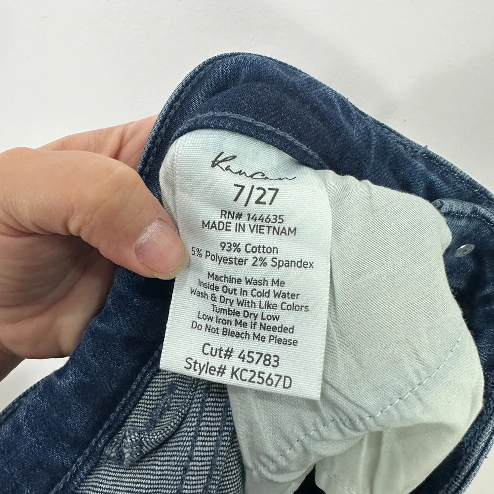 KanCan Jeans 7 27 Blue Denim Mid Rise Straight Slim Stretch Distressed‎ Casual